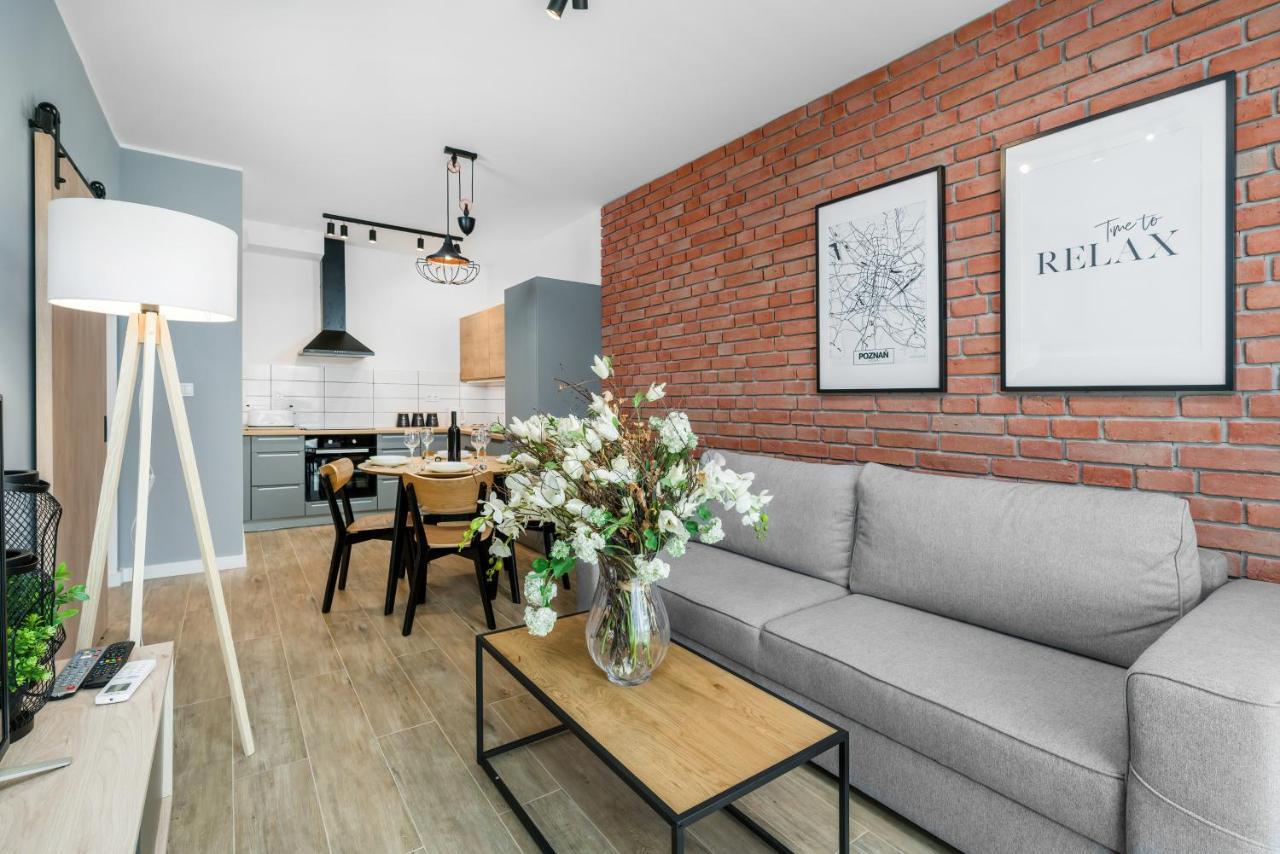 Premium Apartments Poznan Airport By Noclegi Renters Esterno foto