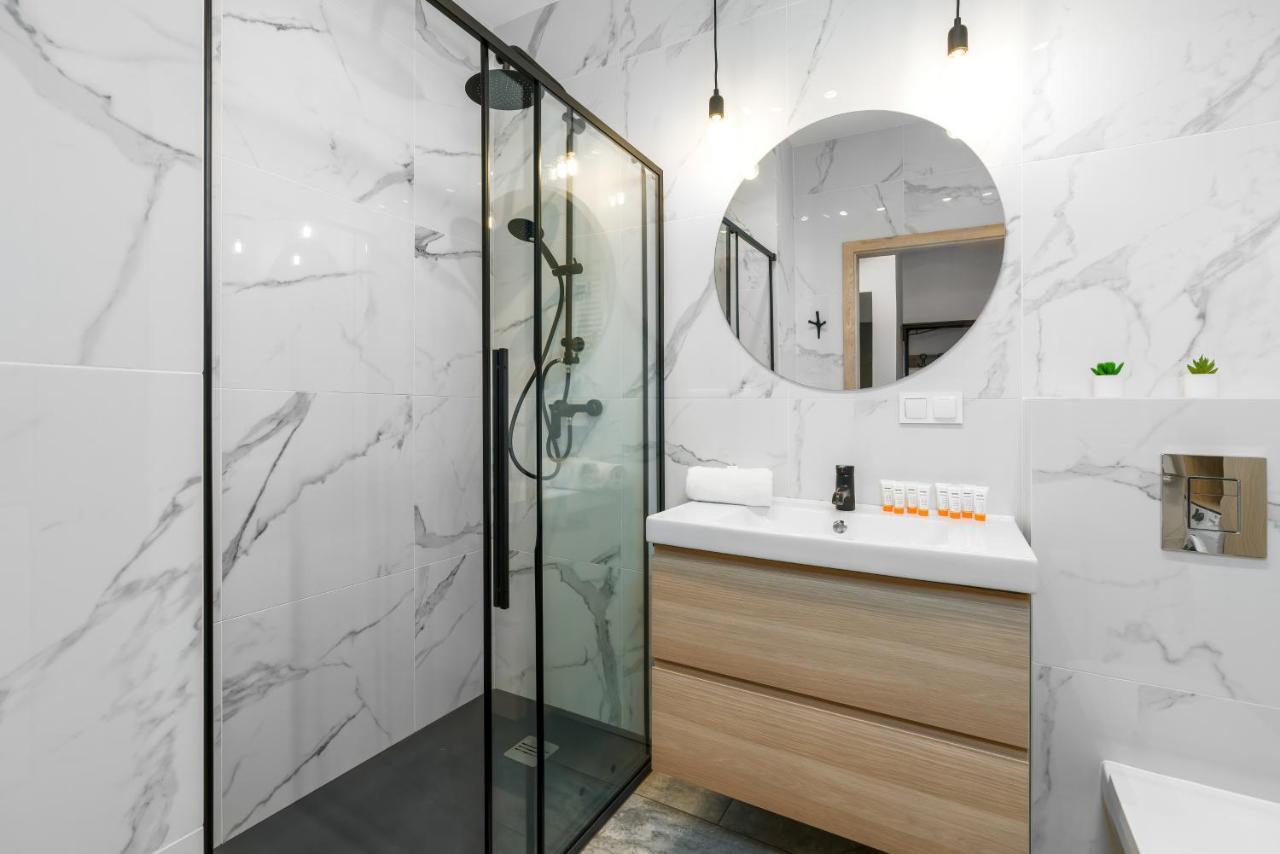 Premium Apartments Poznan Airport By Noclegi Renters Esterno foto