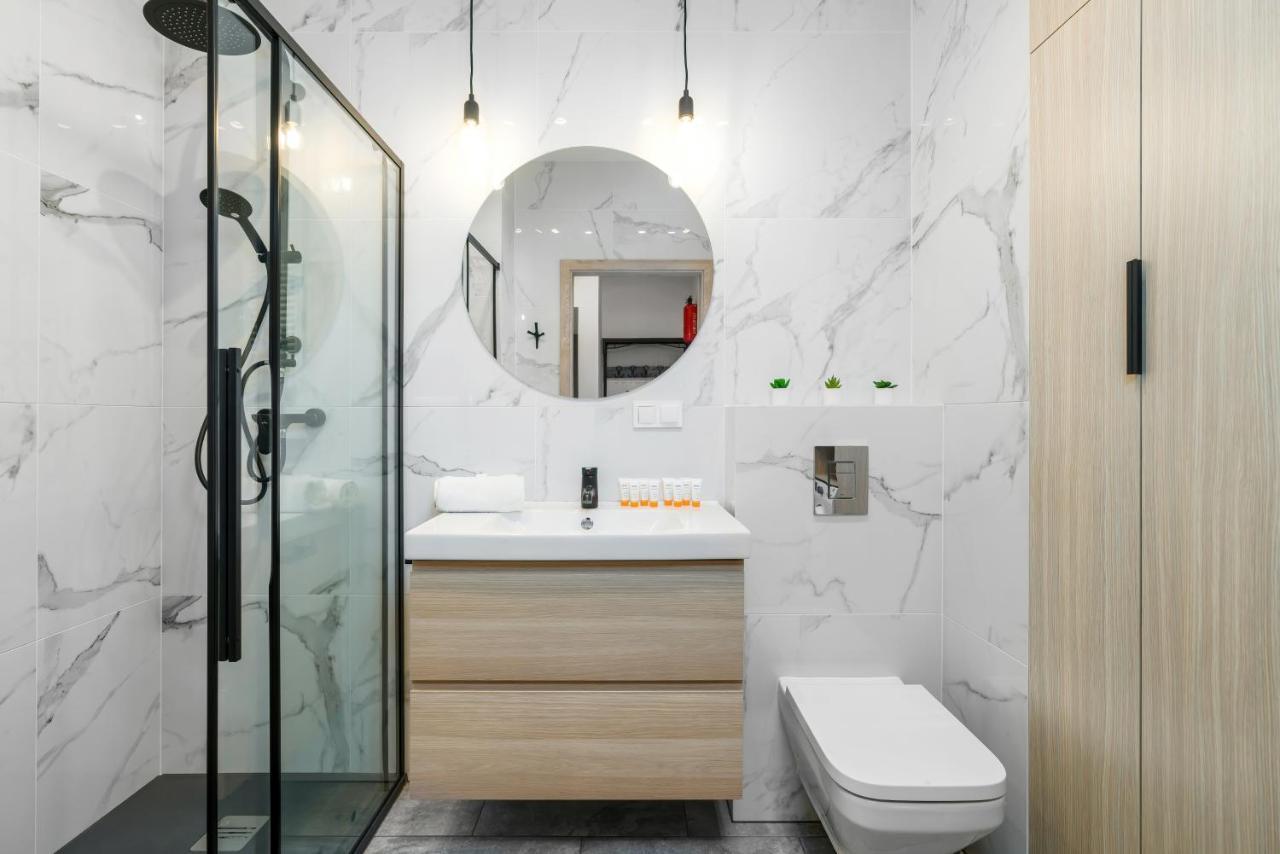 Premium Apartments Poznan Airport By Noclegi Renters Esterno foto