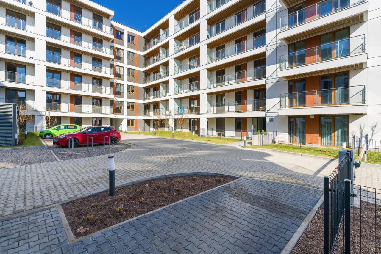 Premium Apartments Poznan Airport By Noclegi Renters Esterno foto