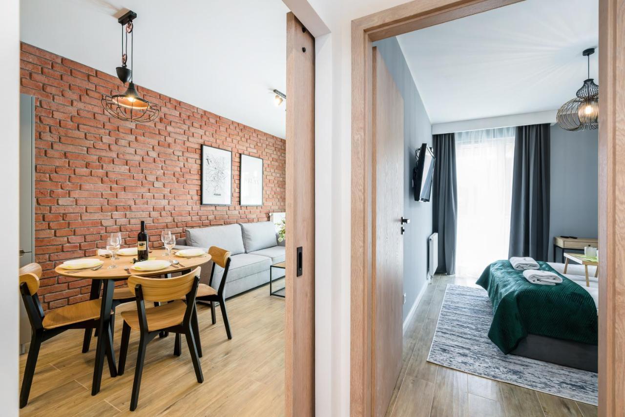 Premium Apartments Poznan Airport By Noclegi Renters Esterno foto